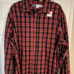 Old Navy Men's Plaid Shirt in Red and Navy